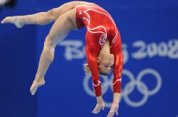 开云体育视频直播-坎塞洛的致命一击，当巴尔干雄狮在雨夜中苏醒