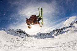 开云体育app-羽毛球世锦赛，安赛龙击败山口茜，奈良冈功大决胜局完成逆转